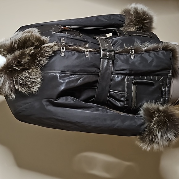 Danier Leather/Fabric/Real Fur Jacket - Picture 8 of 15